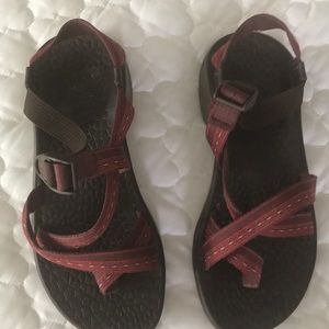 Women’s Chaco Size 8